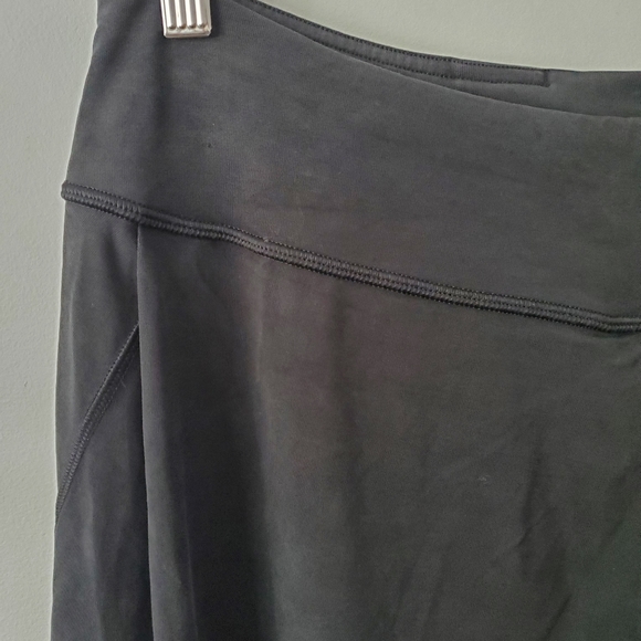 Lululemon crossfront cupro capri - Picture 2 of 8